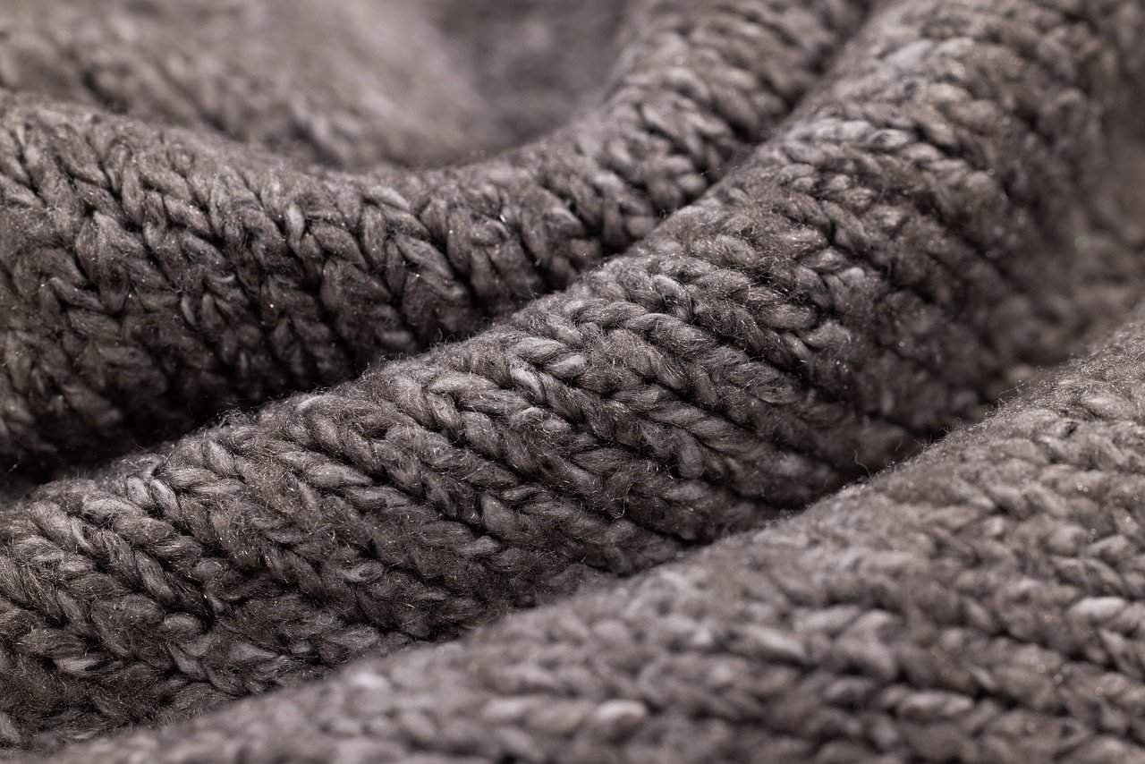 sweater, yarn, fabric-6788998.jpg